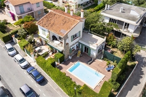 maison de ville à la vente -   06600  ANTIBES, surface 155 m2 vente maison de ville - UBI474745289